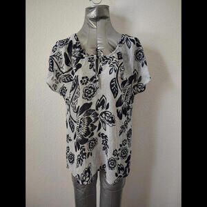 Floral New York And Company Sheer Blue Top Light Weight Round Neck Adjustable